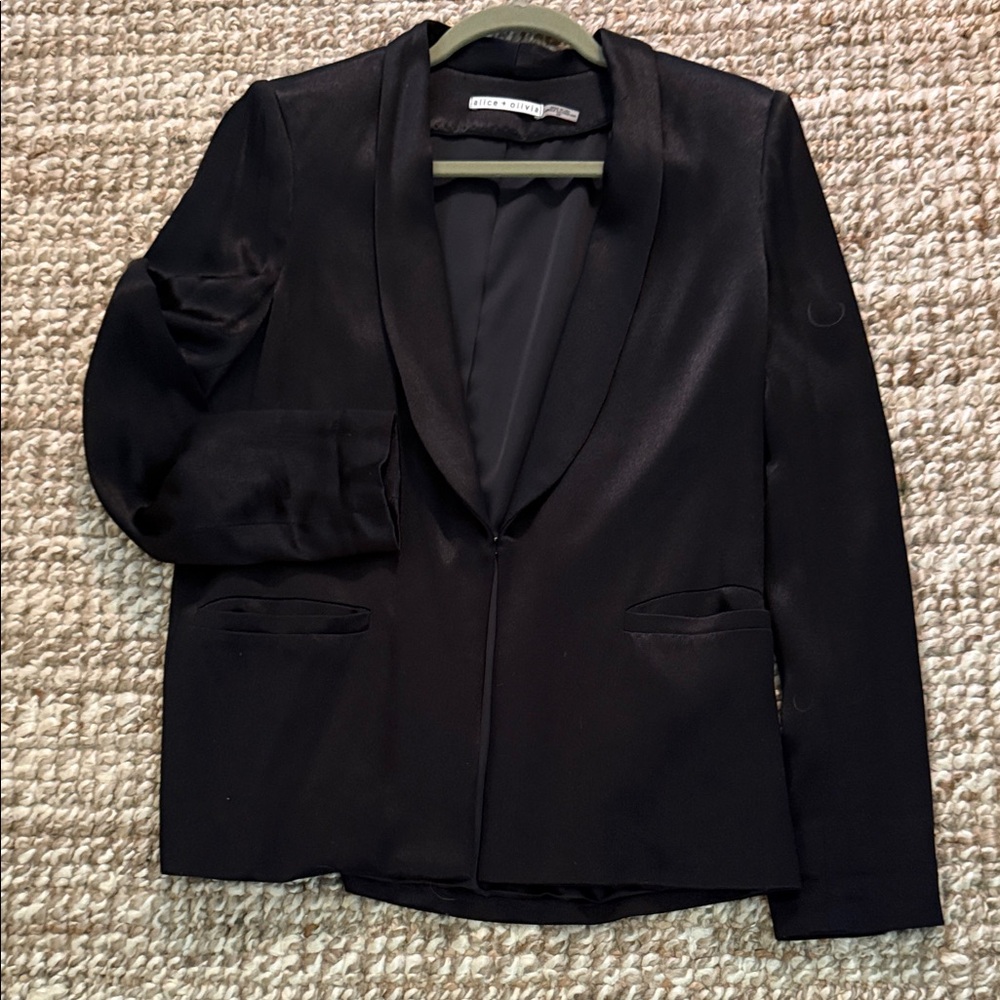 Alice + Olivia Black Satin-Lapel Tuxedo Blazer